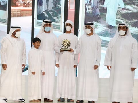 The winners in the Ratab Al Khalas competition categories at 18th Liwa Date Festival.