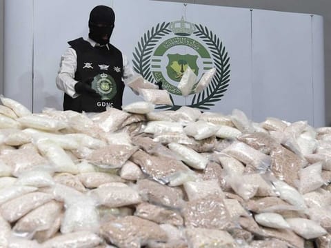 Saudi Arabia has foiled a major operation to smuggle drugs into the country.