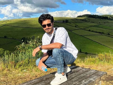 insta/ ferozekhan