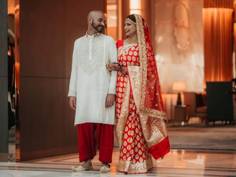 Since it was to be a Bengali wedding, red sari was the perfect choice, says Divya