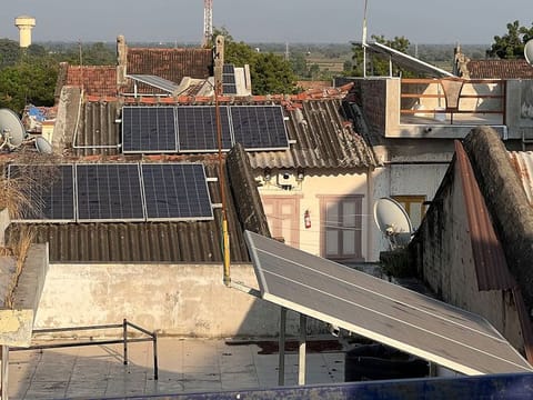 : India is making ample headway with tapping solar power to meet its energy needs. Managing such transition and without impacting on its economic growth prospects will be decisive. (Picture used for illustrative purposes).