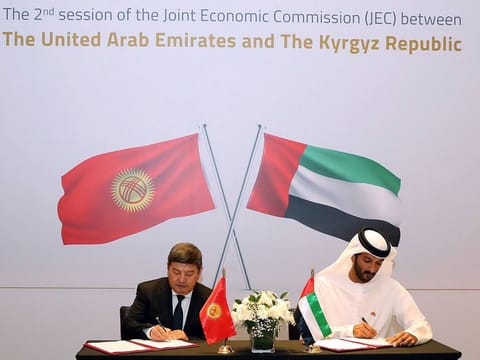 Abdullah bin Touq Al Marri, UAE Minister of Economy, and Aqlbek Jabarov, Prime Minister of the Kyrgyzstan Republic.