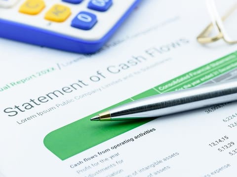 Businesses must not stick with tried and trusted processes to get a grip on cashflow. These days, there are more options.