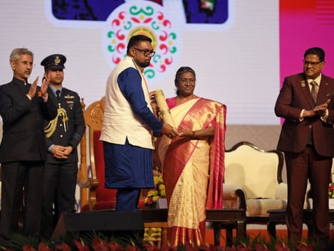 President Droupadi Murmu confers the Pravasi Bhartiya Samman Award to Guyana President Dr Mohamed Irfaan Ali during the valedictory session of the 17th Pravasi Bharatiya Divas Convention, as Suriname President Chandrikapersad Santokhi and External Affairs Minister S Jaishankar look on, in Indore on Tuesday, Jan 10, 2023. ANI