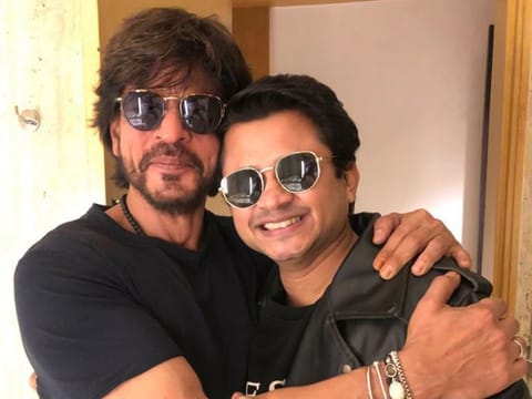 Shah Rukh Khan and his lucky fan in Delhi, Jatin Gupta