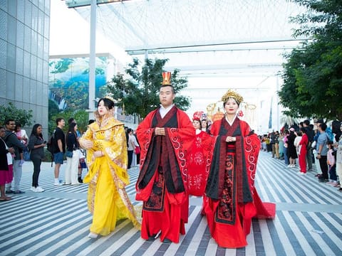 5,000 performers and people joined the parade in the Year 2023.