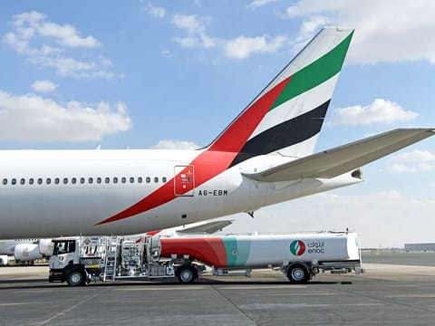 During the test, one engine ran on SAF while the other on regular fuel.