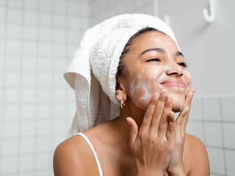 Tweak your current skincare routine with this list, if you suffer from whiteheads and painful cysts.