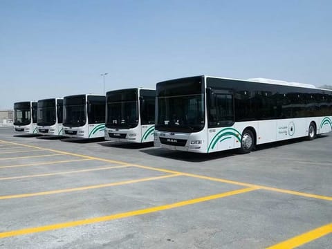With over 27,000 strategically stationed buses across various regions, including King Abdul Aziz Airport, pilgrims will experience efficient transportation, especially to Mecca.