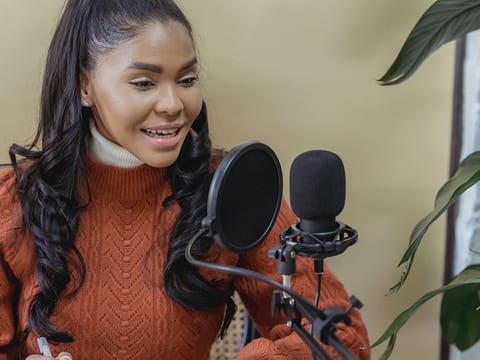 In your search for the best streaming mic, you'll come across dynamic/condenser and USB/XLR models. Find out which one's for you.