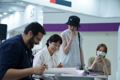 Emirati and Korean artists display their skills at the Sharjah Guest of Honour pavilion at the 65th Seoul International Book Fair.