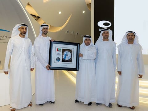 Officials from the two entities at the signing ceremony. Also seen is Omar Sultan Al Olama (second from left), Minister of State for Artificial Intelligence, Digital Economy and Remote Work Applications and Deputy Managing Director of the Dubai Future Foundation