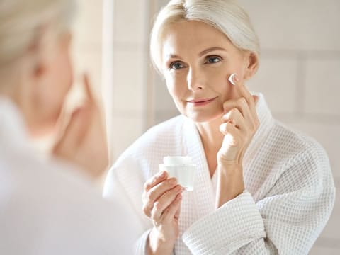 To ensure you limit the effects of age, choose a multi-step regimen that cleanses, exfoliates, treats, moisturises and protects your skin.