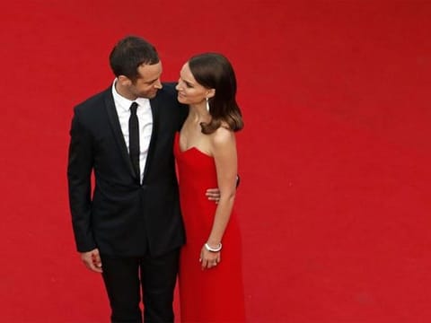 According to sources, the couple initially split up last year but were able to resolve their marital issues.