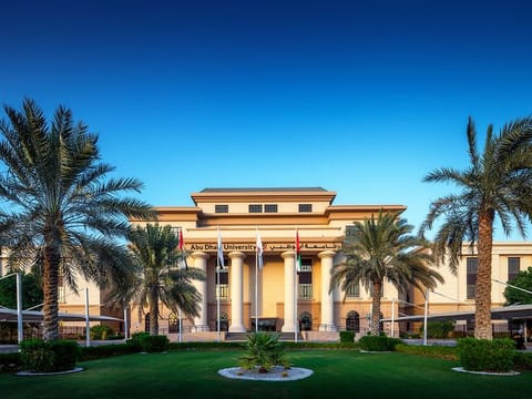 Abu Dhabi University campus