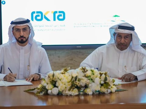 Representatives of RAKTA and EPDA signed a joint agreement of understanding to enhance strategic relations.