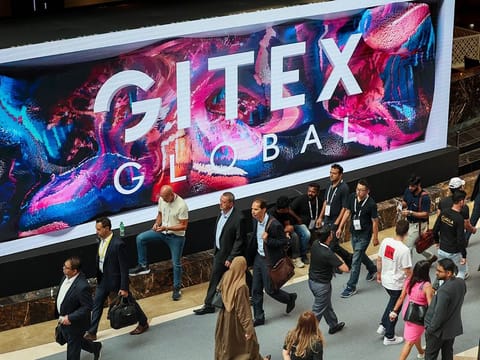 Smart moves for a seamless GITEX Global 2025: Beat the dh25 parking fee!