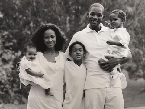 Jada Pinkett Smith and Will Smith with their family