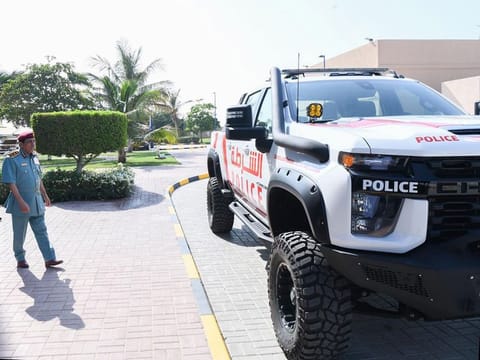 The Commander-in-Chief of Ras Al Khaimah Police, Major General Ali Abdullah bin Alwan Al Nuaimi, highlighted that the introduction of this vehicle, equipped with specialised features tailored to its role in search and rescue operations, marks a significant enhancement to the Ras Al Khaimah Police vehicle fleet.