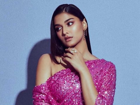 Saiee Manjrekar