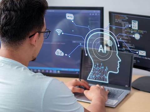 The new AI-powered ‘Chat with your data’ service by WealthArc enables interpretation of complex data sets into actionable insights.