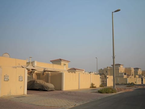 The campaign targetThe campaign targeted 11,340 government-provided housing units.