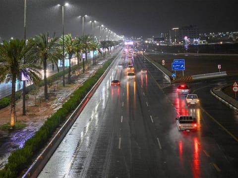 Cities in the Eastern Province on Monday were lashed by medium-to-torrential rains while NCM expected rainy weather to continue in the region, accompanied by strong winds, low-vision visibility, hail showers, thunderbolts and flooding.
