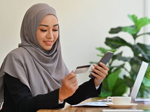 Pre-commitment mechanisms can be powerful tools in helping people overcome impulsive behaviour, and specifically, overspending. Here's how..