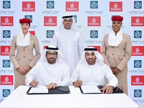 Emirates and Abu Dhabi Chamber of Commerce signed an MoU on the sidelines of ATM 2024. The agreement was signed by His Excellency Ahmed Khalifa Al Qubaisi, CEO of the Abu Dhabi Chamber of Commerce and Khalid Bel Jaflah, Emirates Divisional Vice President, Commercial Operations, UAE & Oman, in the presence of Nabil Sultan, Emirates Executive Vice President, Passenger Sales and Country Management.