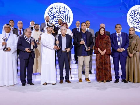 Sheikh Mansoor bin Mohammed bin Rashid Al Maktoum, Chairman of the Dubai Sports Council, with the winners