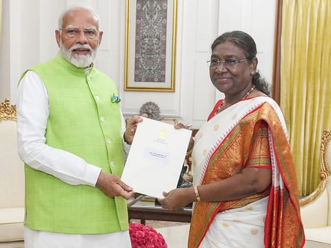 Prime Minister Narendra Modi called on President Droupadi Murmu at Rashtrapati Bhavan in New Delhi on Wednesday. The Prime Minister tendered his resignation along with the Union Council of Ministers. The President accepted the resignation and requested the Prime Minister and the Union Council of Ministers to continue in office till the new Government is formed.