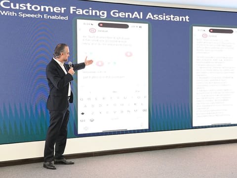 An AI training workshop being conducted at GDRFA Dubai.