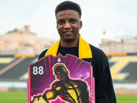 EA SPORTS FC 25 welcomes football Legend Mohammad Noor