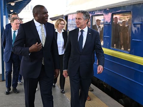 British Foreign Secretary David Lammy (L) and US Secretary of State Anthony Blinken arrive at Kyiv train station in Kyiv, on September 11, 2024, amid the Russian attack on Ukraine.