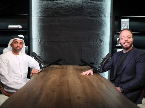 Ihsan Anabtawi (right) and Adel Alfalasi, Partner and UAE CEO of Oliver Wyman (left)