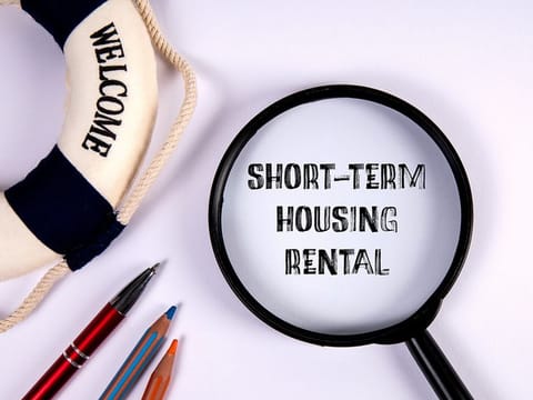 Short-term rentals or holiday homes have been lucrative investments for property buyers in the UAE. Now, some of them will have to decide whether they want to have their own rental license or go through another agency.