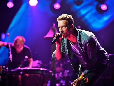 Coldplay's Chris Martin jokes after viral kiss cam incident