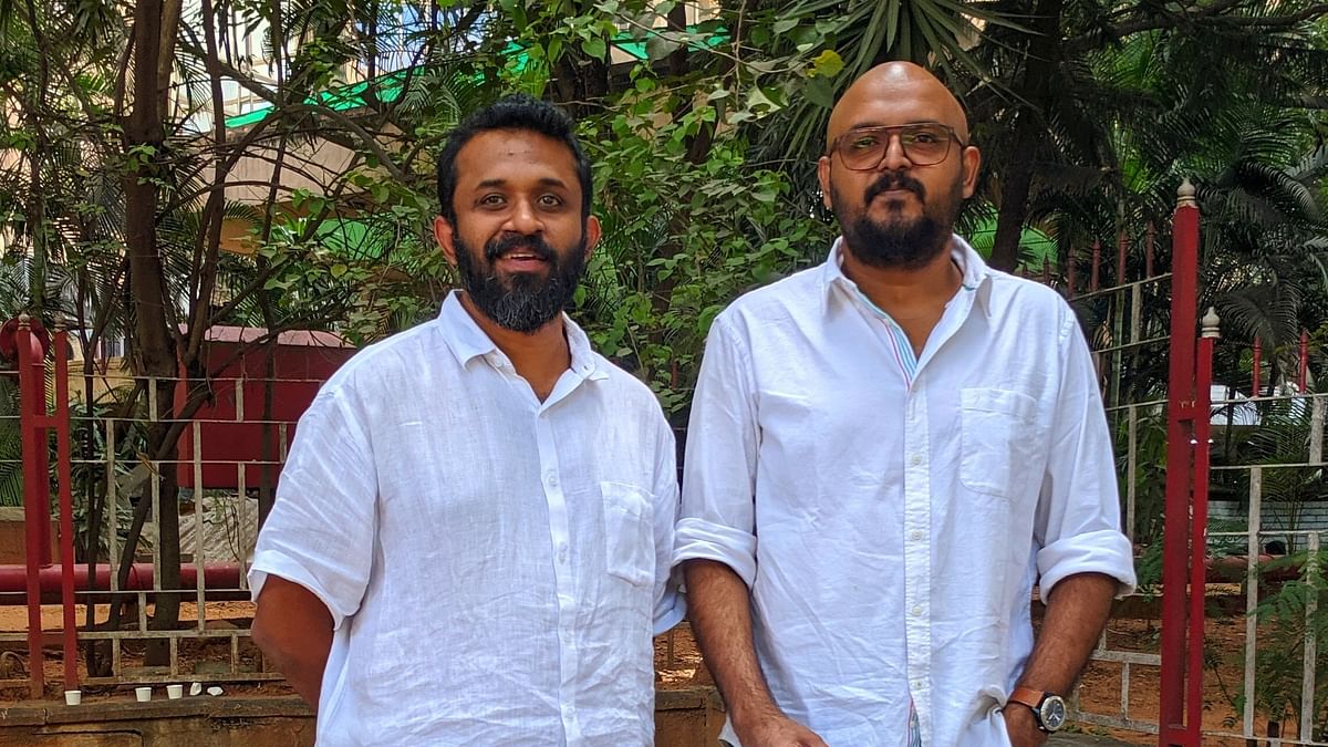 Nikhil Narayanan (on the right) with Vidyanath PA