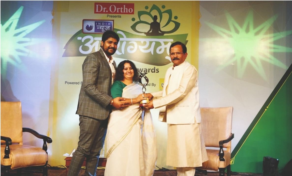 Dr Sharda Ayurveda- Awarded by AYUSH Minister Sh. Shripad Naik, Dr. Mukesh Sharda India's renowned Ayurvedic expert