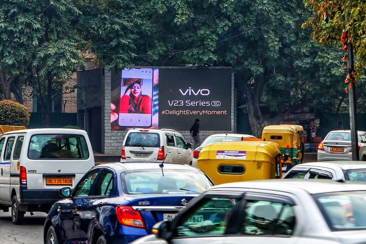 Vivo India’s latest campaign takes selfies to hoardings  