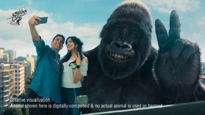 Akshay Kumar's selfie with a lady has a gigantic gorilla posing in the background