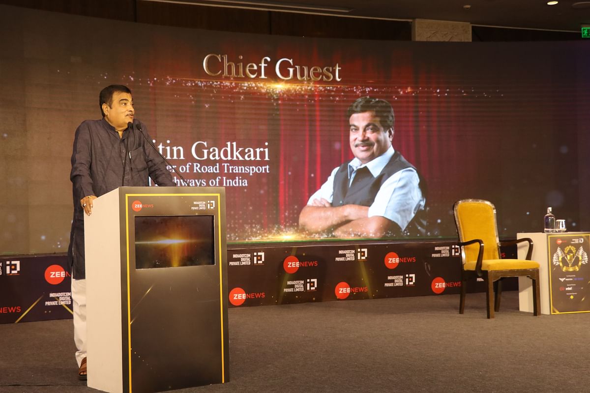 Nitin Gadkari appreciates IDPL for rewarding Innovative technology, designs and quality at Auto Awards 2022
