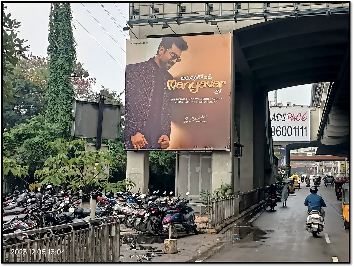 Manyavar's 'Vivaham' collection enters into South Indian market with OOH campaign 