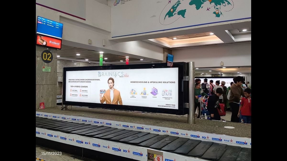 India's Hola Media Group and Moving Walls partner for innovative OOH campaign