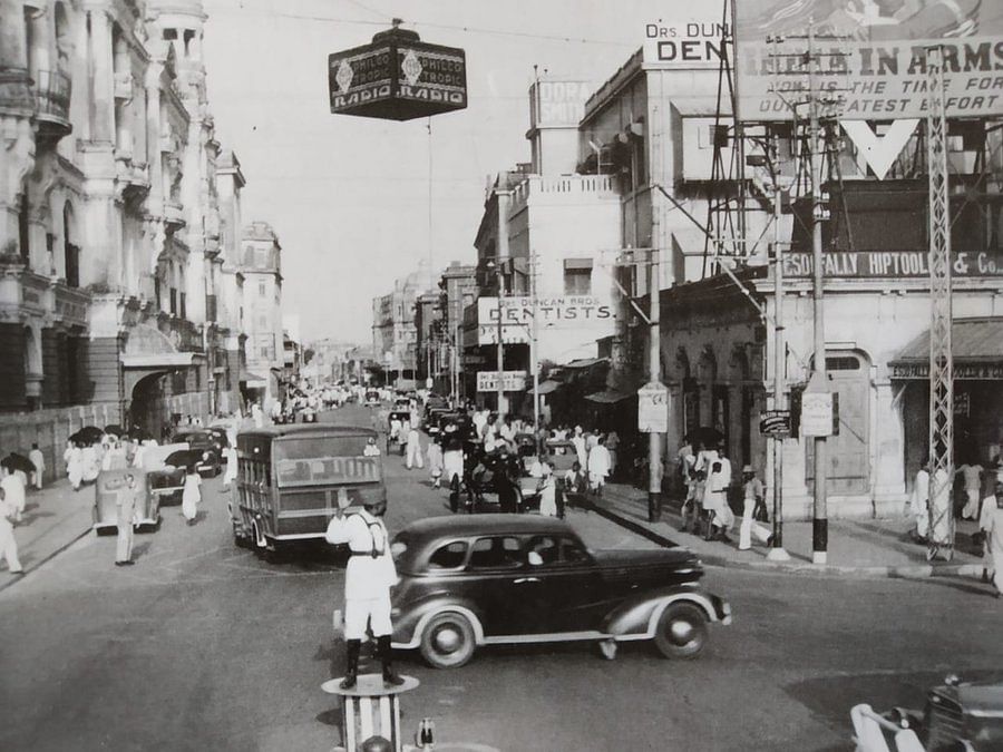 Roads in Kolkata during the 1950s