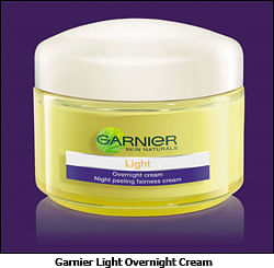 Take care of your skin with Garnier's light overnight cream