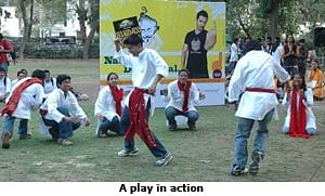 UTV Bindass gets together with college students for street plays
