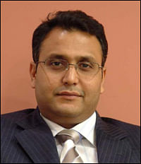 Girish Agarwal: Language publications will gain more in 2011