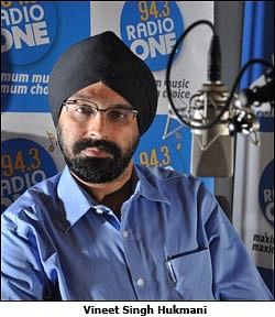 Radio One Kolkata adopts Hindi retro route