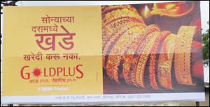 Tata Goldplus Takes the OOH Way to Relaunch